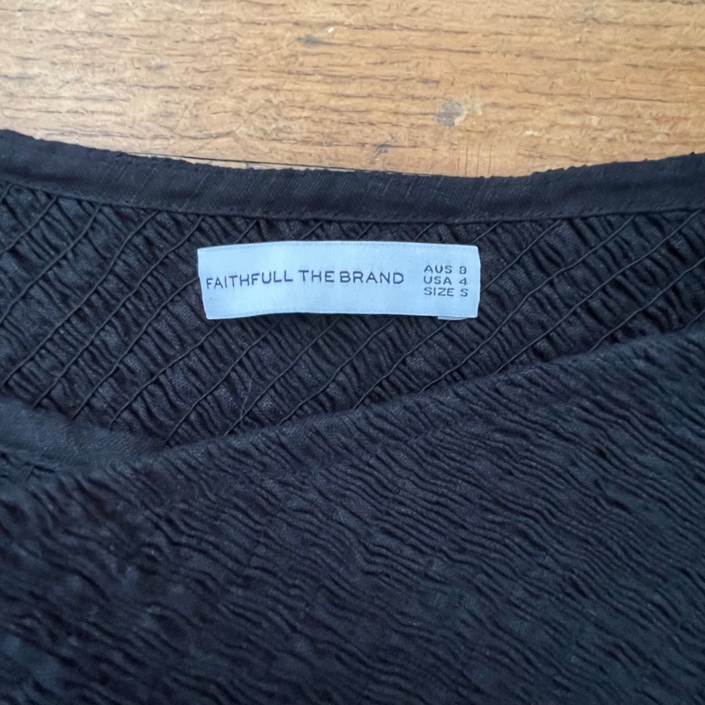 Faithfull The Brand Le Manoa One Shoulder Smocked Linen Top Black Sz. 4 (Small) - Picture 6 of 8